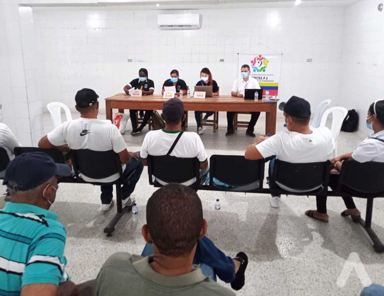  Gerente de Air-e socializó inversiones con líderes de la Comuna Dos de Maicao