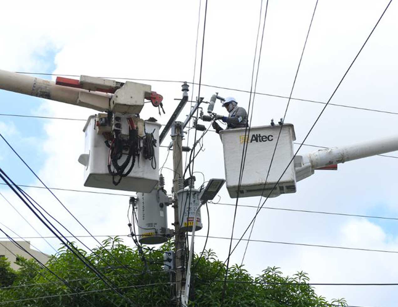 Mejoras en sistema eléctrico  en Sabanalarga
