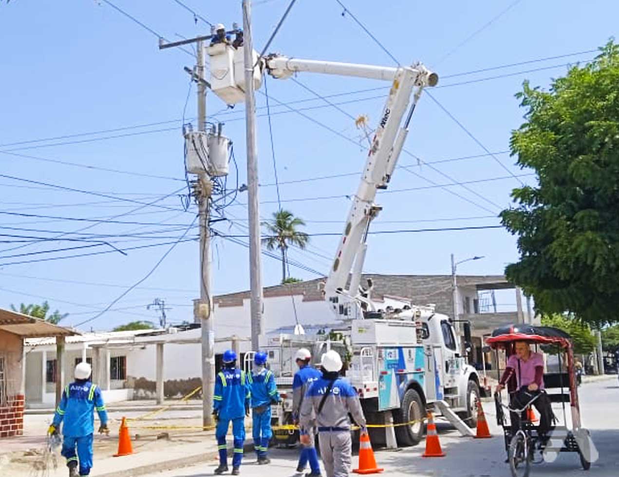 Trabajos eléctricos en Ciénaga y zona rural de Santa Marta
