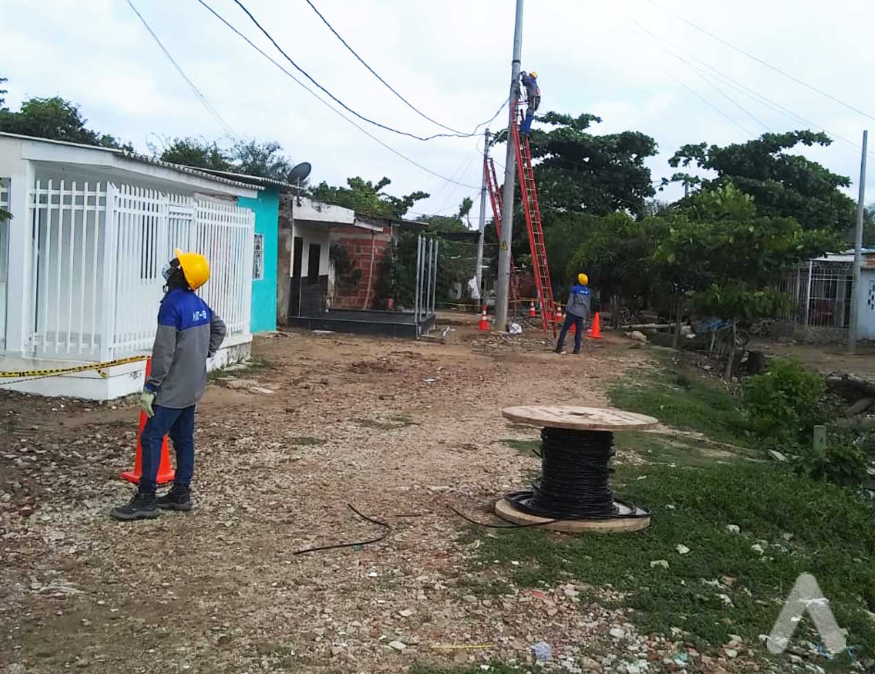 Avanza normalización eléctrica de 368 familias en el barrio Las Américas en Barranquilla