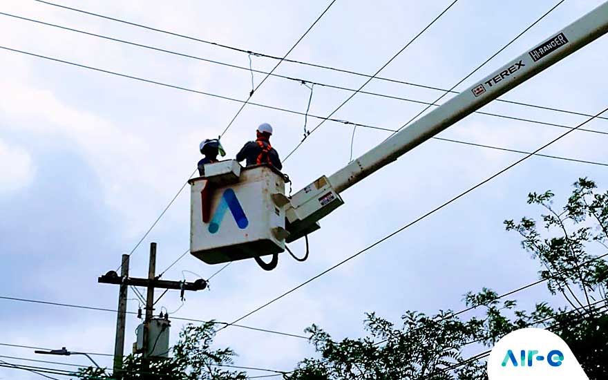 Trabajos eléctricos en sectores de Santa Marta y Aracataca