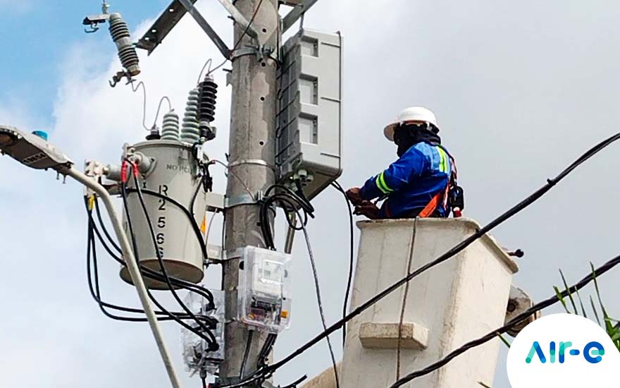 Trabajos eléctricos en los circuitos El Parque, Los Robles y Martillo