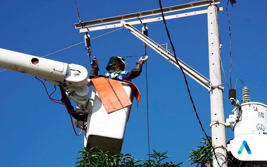 Air-e y Transelca realizan trabajos eléctricos en sectores de Santa Marta