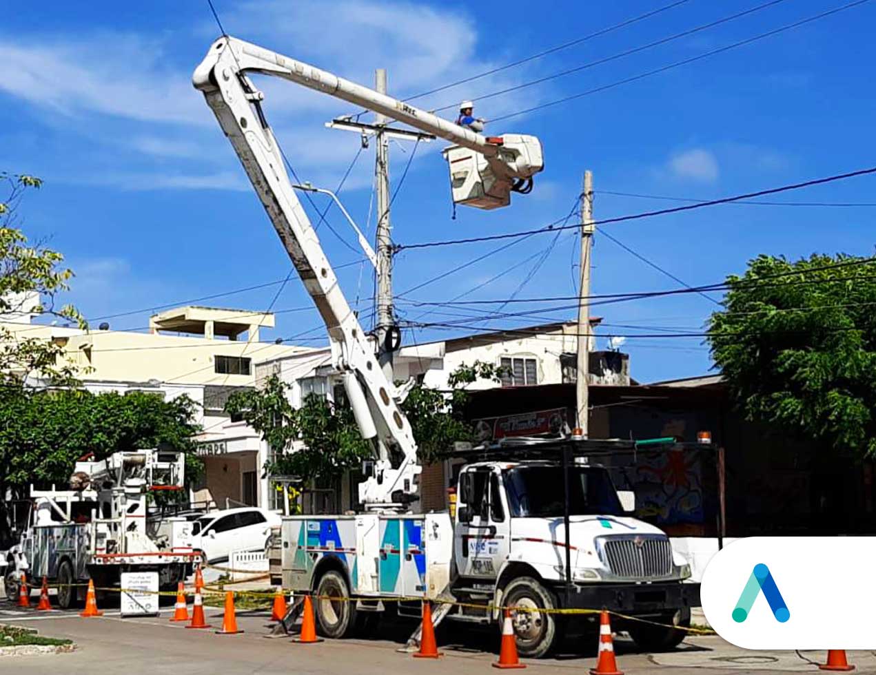 Trabajos de mejora eléctrica en sectores de Barranquilla y Soledad